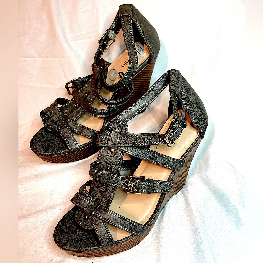 Black Jasmin Sandals with heel black with silver detail Women’s 8M